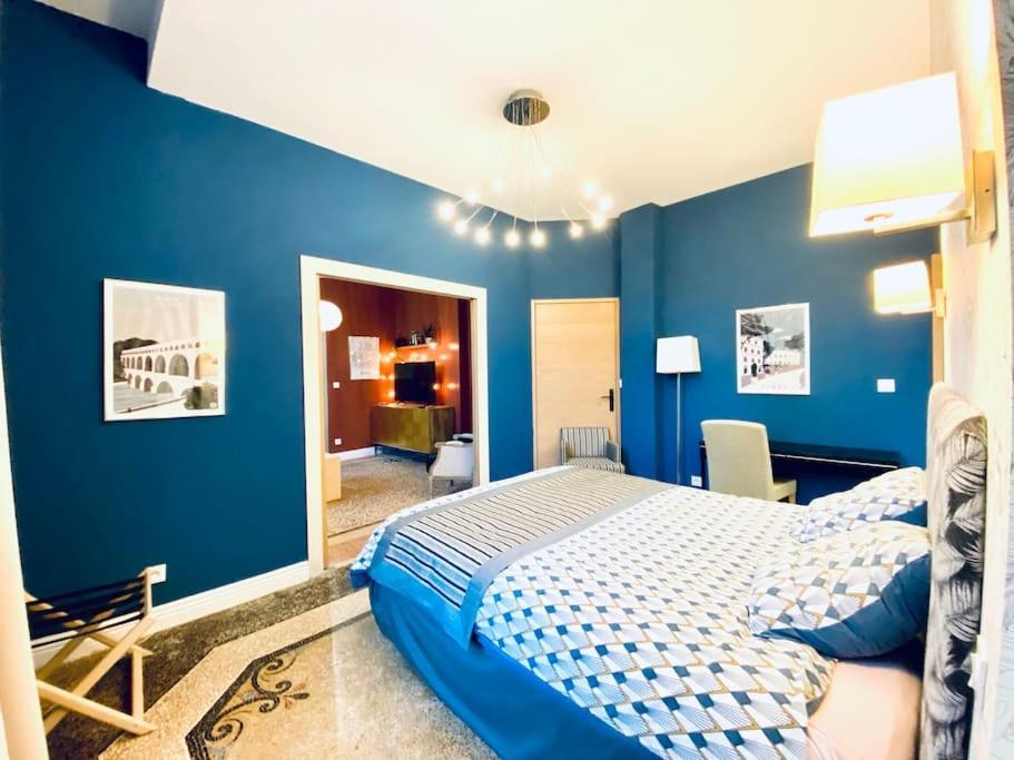 La Suite 2 Pieces Lit Queen Size Entree Privee Nîmes Exteriér fotografie